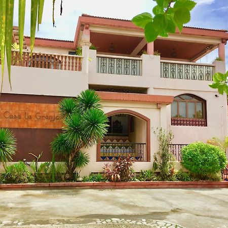 Casa La Granja Hotel Iloilo City Exterior photo